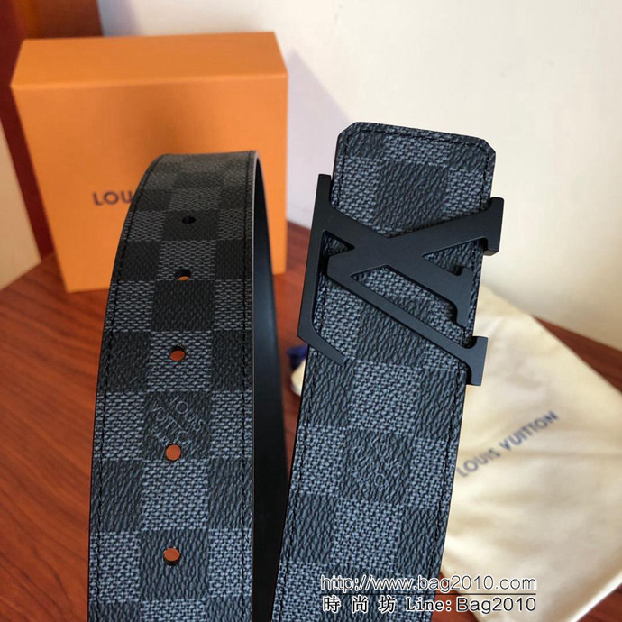 路易威登LV 原單品質 經典黑棋盤格 百搭款男士皮帶 M9808  xfp1395